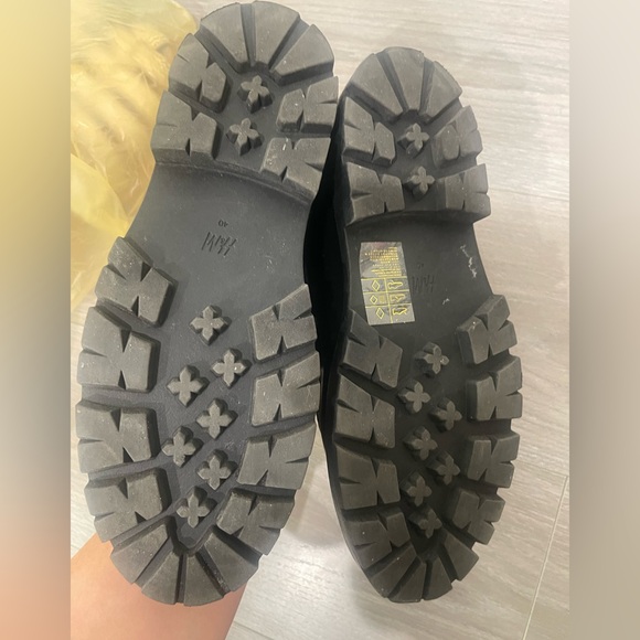 H&M loafers in black - Picture 3 of 4